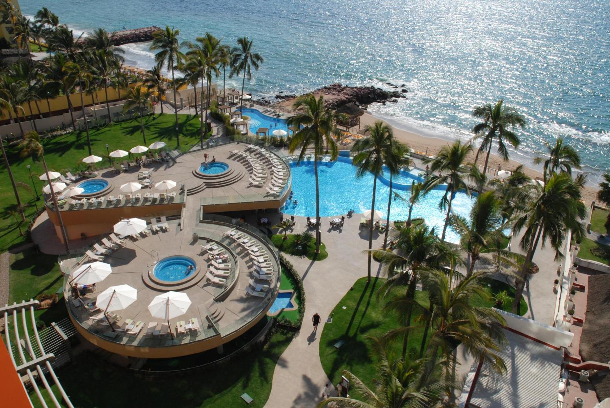 ซันเซ็ต พลาซา บีช รีสอร์ต แอนด์ สปา Hotel ปูแอร์โตบาญาร์ตา ภายนอก รูปภาพ