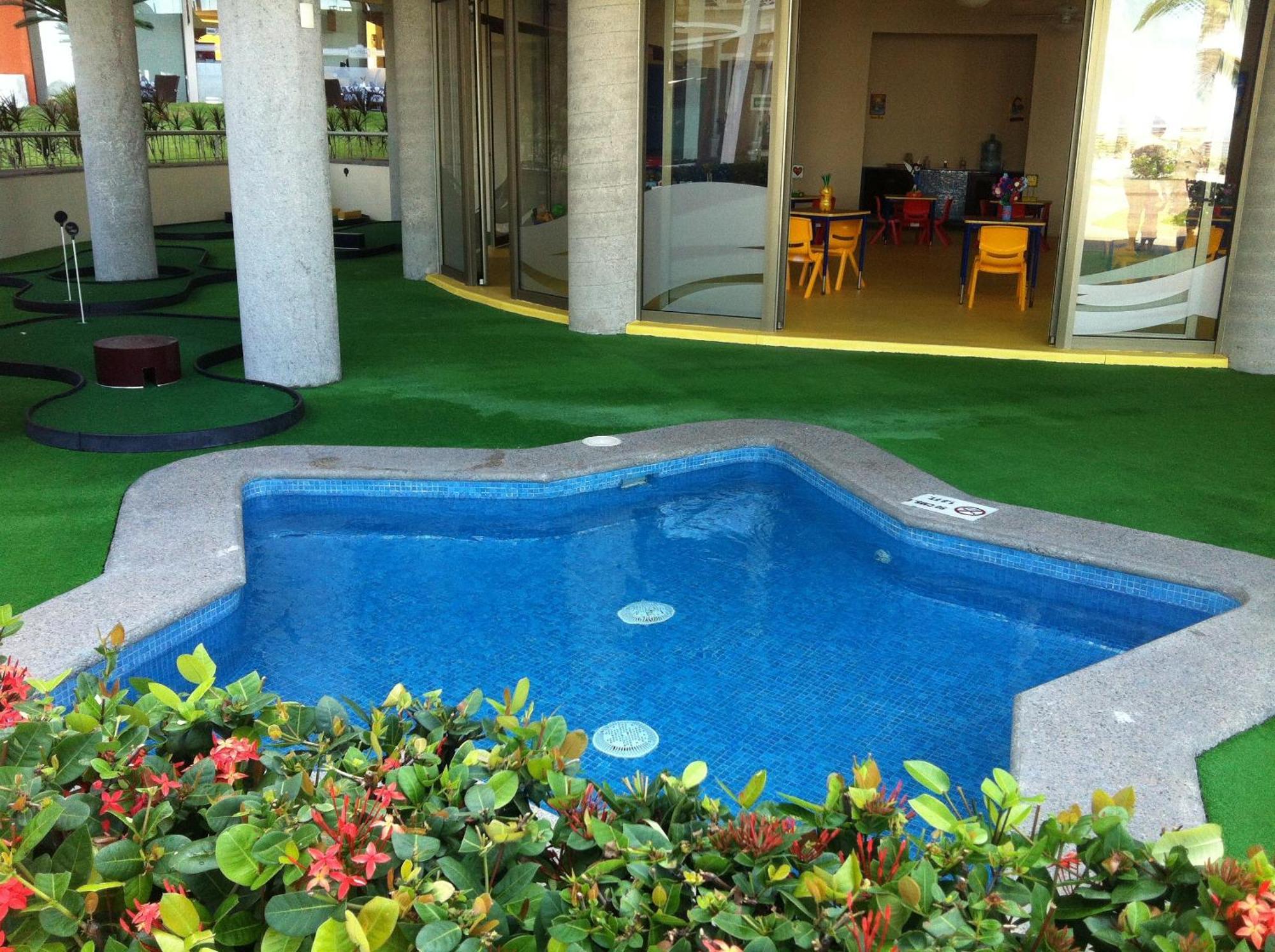 ซันเซ็ต พลาซา บีช รีสอร์ต แอนด์ สปา Hotel ปูแอร์โตบาญาร์ตา ภายนอก รูปภาพ