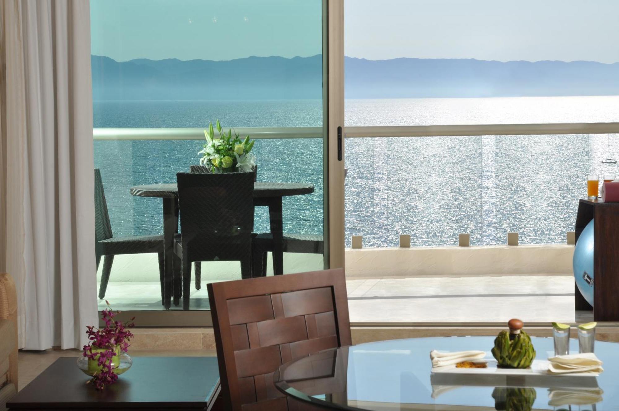 ซันเซ็ต พลาซา บีช รีสอร์ต แอนด์ สปา Hotel ปูแอร์โตบาญาร์ตา ภายนอก รูปภาพ