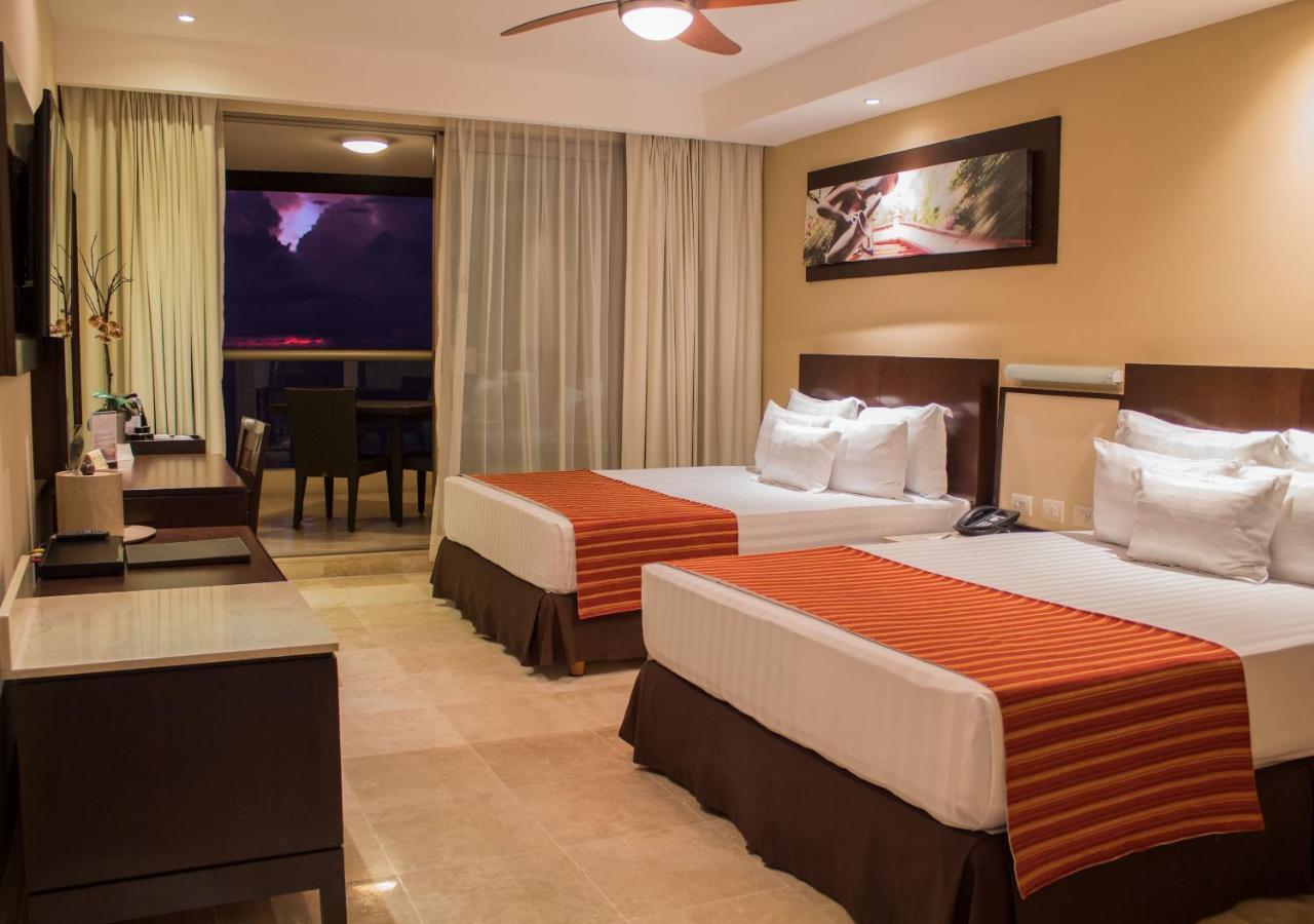 ซันเซ็ต พลาซา บีช รีสอร์ต แอนด์ สปา Hotel ปูแอร์โตบาญาร์ตา ภายนอก รูปภาพ